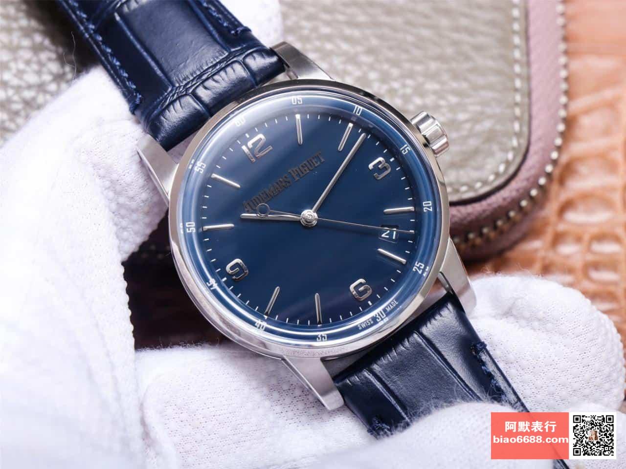 CODE 11.59 화이트골드 블루다이얼 / TNK 15210BC / 41mm / cal.4302 무브먼트로 업그레이드!
