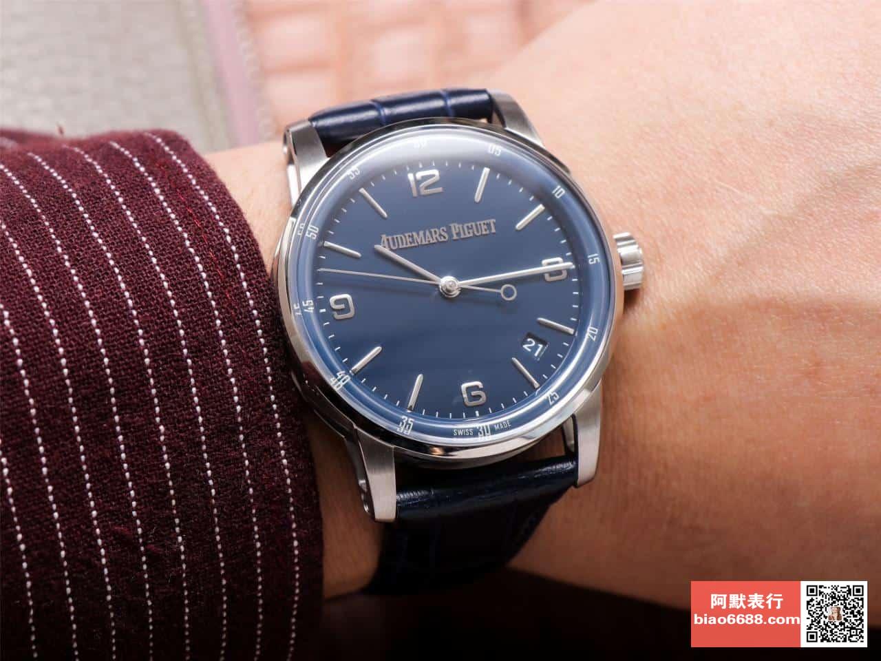 CODE 11.59 화이트골드 블루다이얼 / TNK 15210BC / 41mm / cal.4302 무브먼트로 업그레이드!