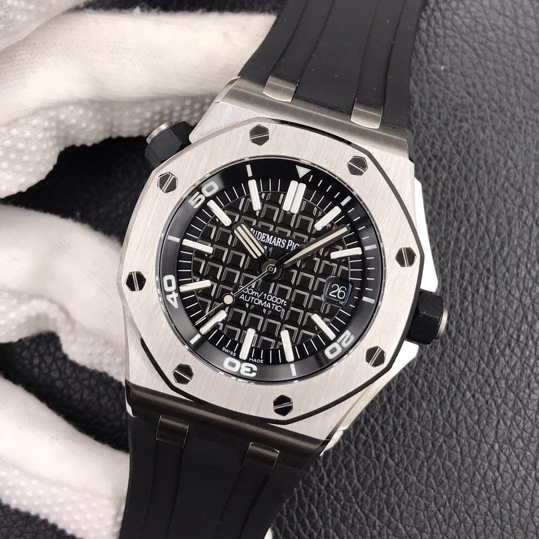 로얄오크 오프쇼어 블랙다이얼 다이버 러버밴드 / JF 15703ST / 42mm / cal.2824 무브먼트로 업그레이드!