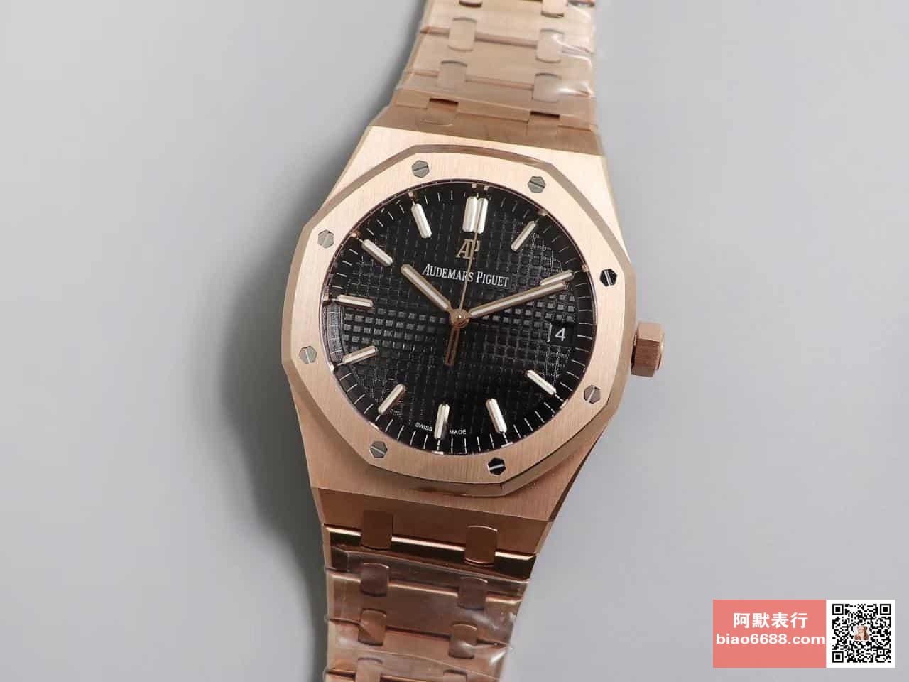 로얄오크 로즈골드 블랙다이얼 / OM 15500OR / 41mm / cal.4302 무브먼트로 업그레이드! 41mm*10.04mm