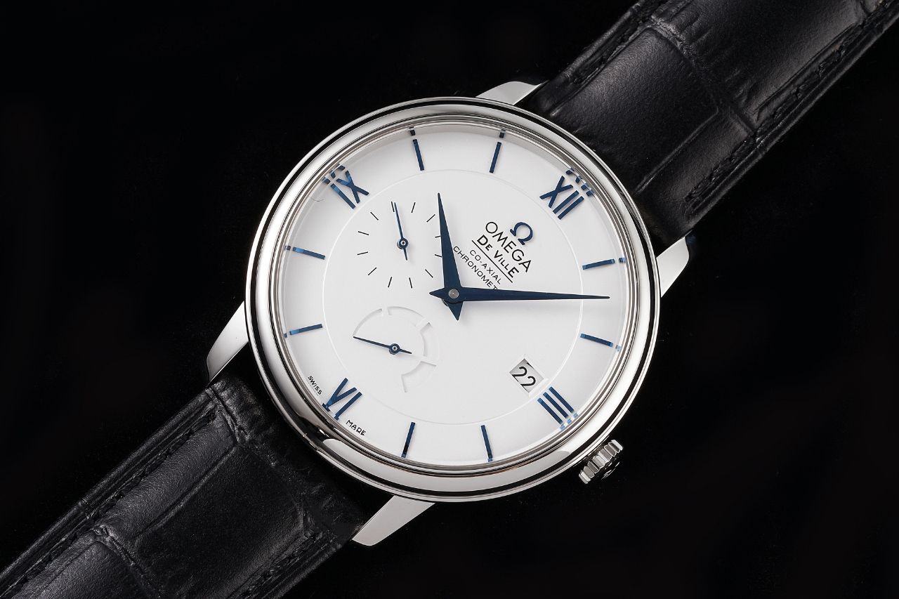 드빌 화이트 다이얼 드레스 워치 가죽 스트랩 / AZ 424.53.40.21.04.001 / 39.5mm / cal.2627 무브먼트, 사이즈 39.5X10.5mm