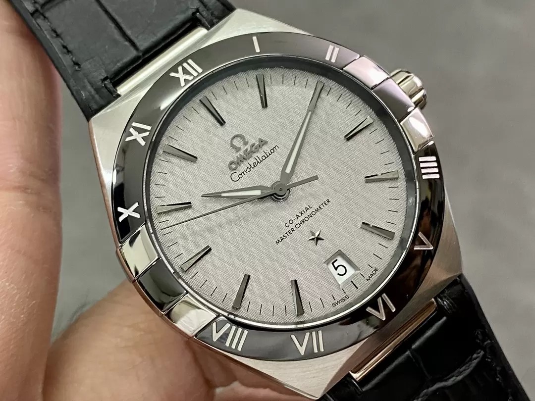 컨스텔레이션 블랙 세라믹 베젤 / SBF 131.33.41.21.06.001 / 41mm / 클론 cal.8900 자동 기계식 무브먼트