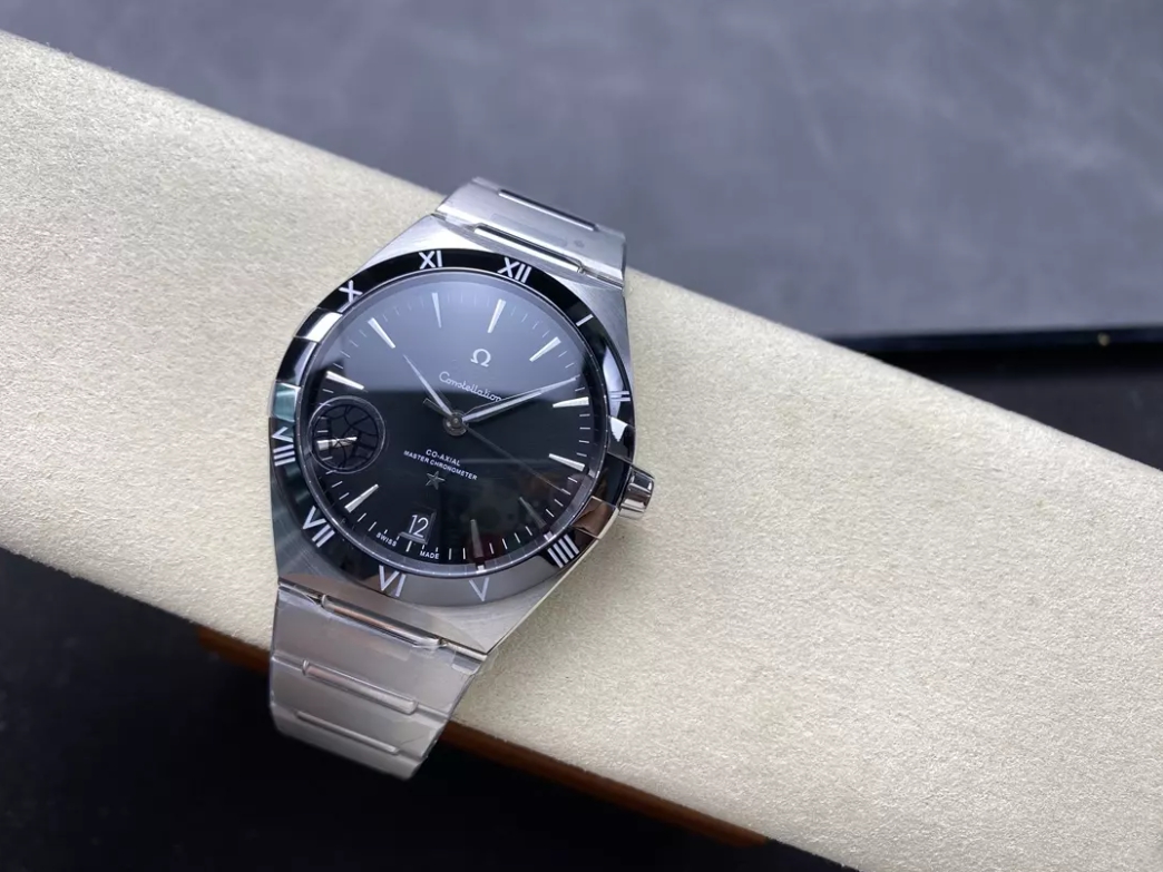 컨스텔레이션 41mm 블랙 다이얼, SS 브레이슬릿 / V+ / 41mm / 독점적인 True 8900/8901 무브먼트