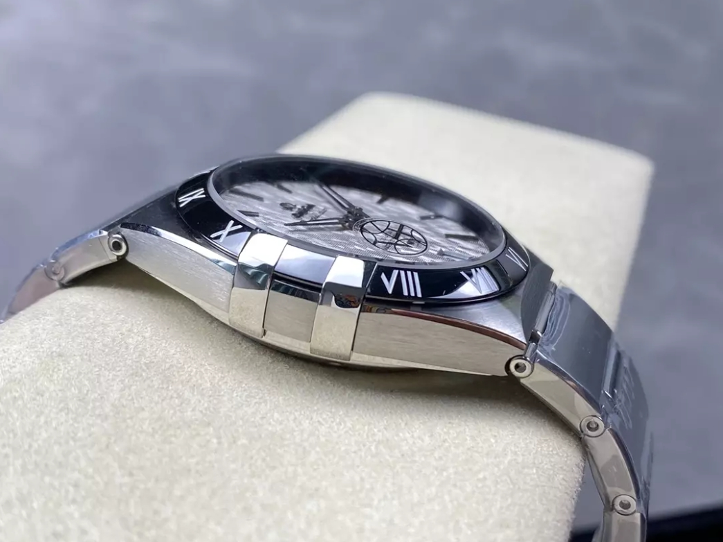 컨스텔레이션 41mm 그레이 다이얼, SS 브레이슬릿 / V+ / 41mm / 독점적인 True 8900/8901 무브먼트