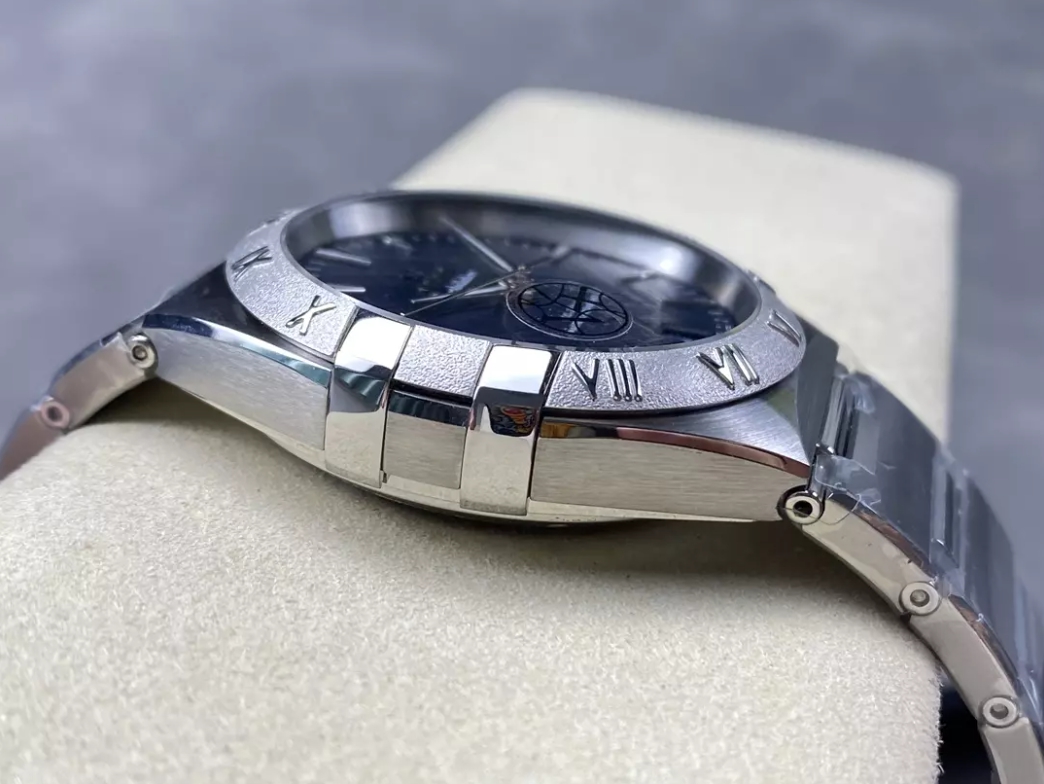 컨스텔레이션 41mm 운석 블루 다이얼, SS 브레이슬릿 / V+ / 41mm / 독점적인 True 8900/8901 무브먼트
