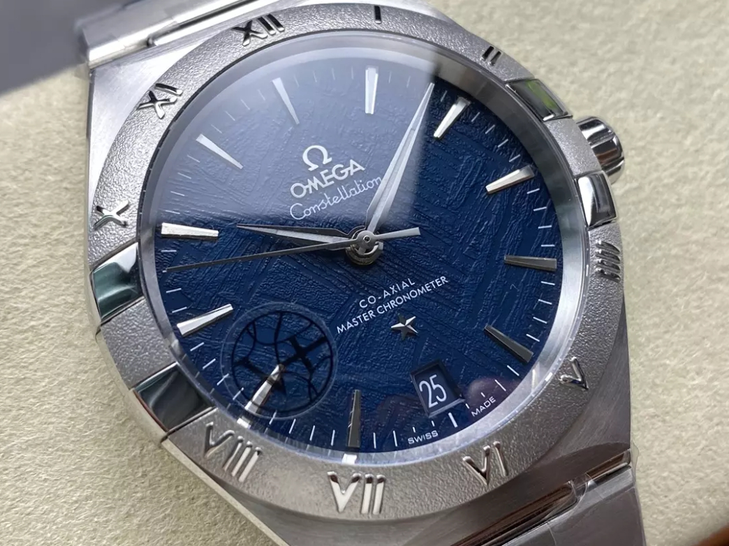 컨스텔레이션 41mm 운석 블루 다이얼, SS 브레이슬릿 / V+ / 41mm / 독점적인 True 8900/8901 무브먼트