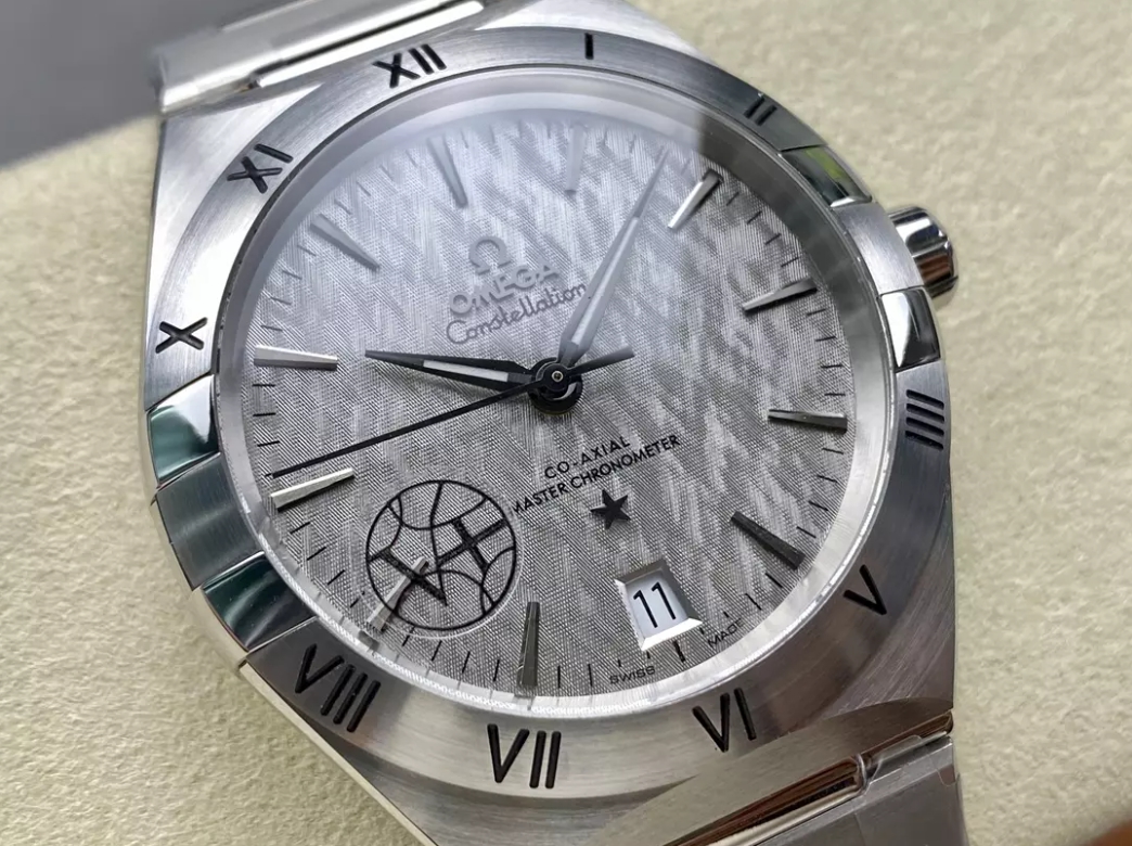 컨스텔레이션 41mm 트윌 그레이 다이얼, SS 브레이슬릿 / V+ / 41mm / 독점적인 True 8900/8901 무브먼트