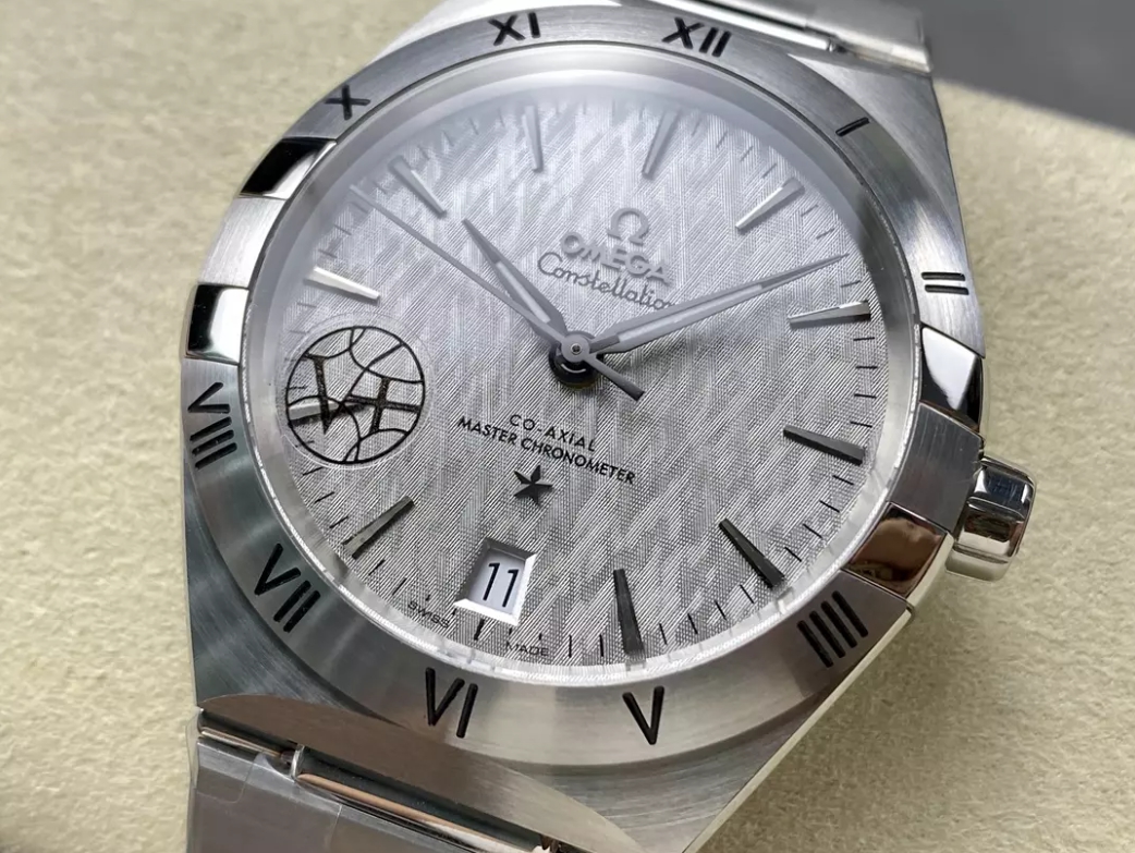 컨스텔레이션 41mm 트윌 그레이 다이얼, SS 브레이슬릿 / V+ / 41mm / 독점적인 True 8900/8901 무브먼트