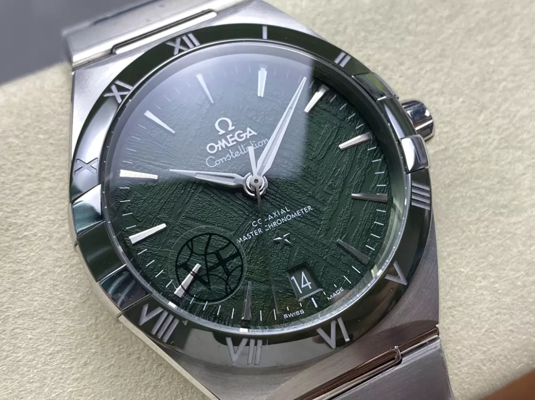 컨스텔레이션 41mm 운석 그린 다이얼, SS 브레이슬릿 / V+ / 41mm / 독점적인 True 8900/8901 무브먼트