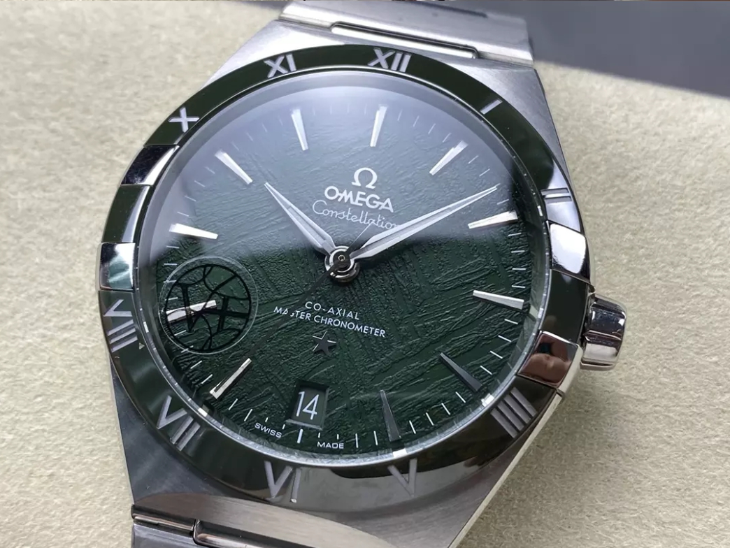 컨스텔레이션 41mm 운석 그린 다이얼, SS 브레이슬릿 / V+ / 41mm / 독점적인 True 8900/8901 무브먼트