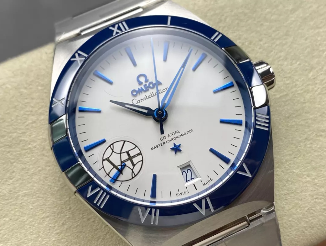 컨스텔레이션 41mm 화이트 다이얼, SS 브레이슬릿 / V+ / 41mm / 독점적인 True 8900/8901 무브먼트
