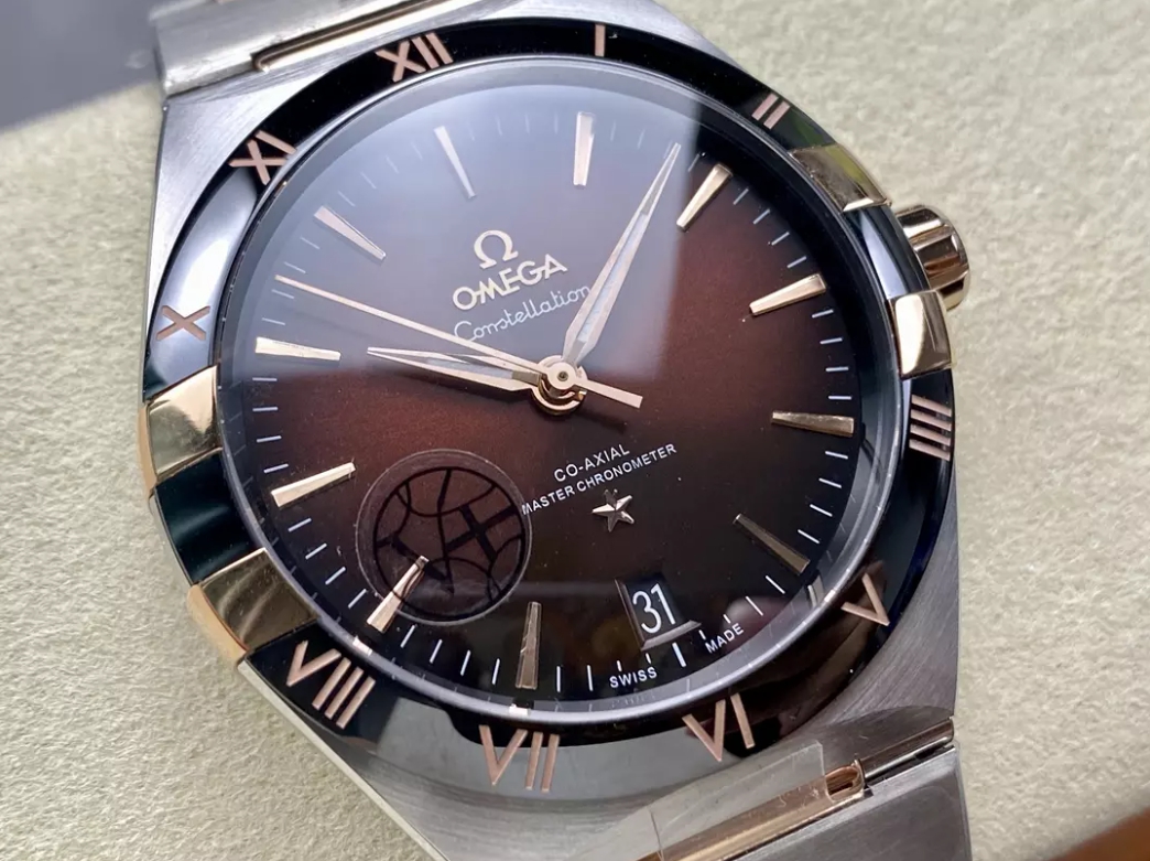 컨스텔레이션 41mm 브라운 다이얼, SS 브레이슬릿 / V+ / 41mm / 독점적인 True 8900/8901 무브먼트