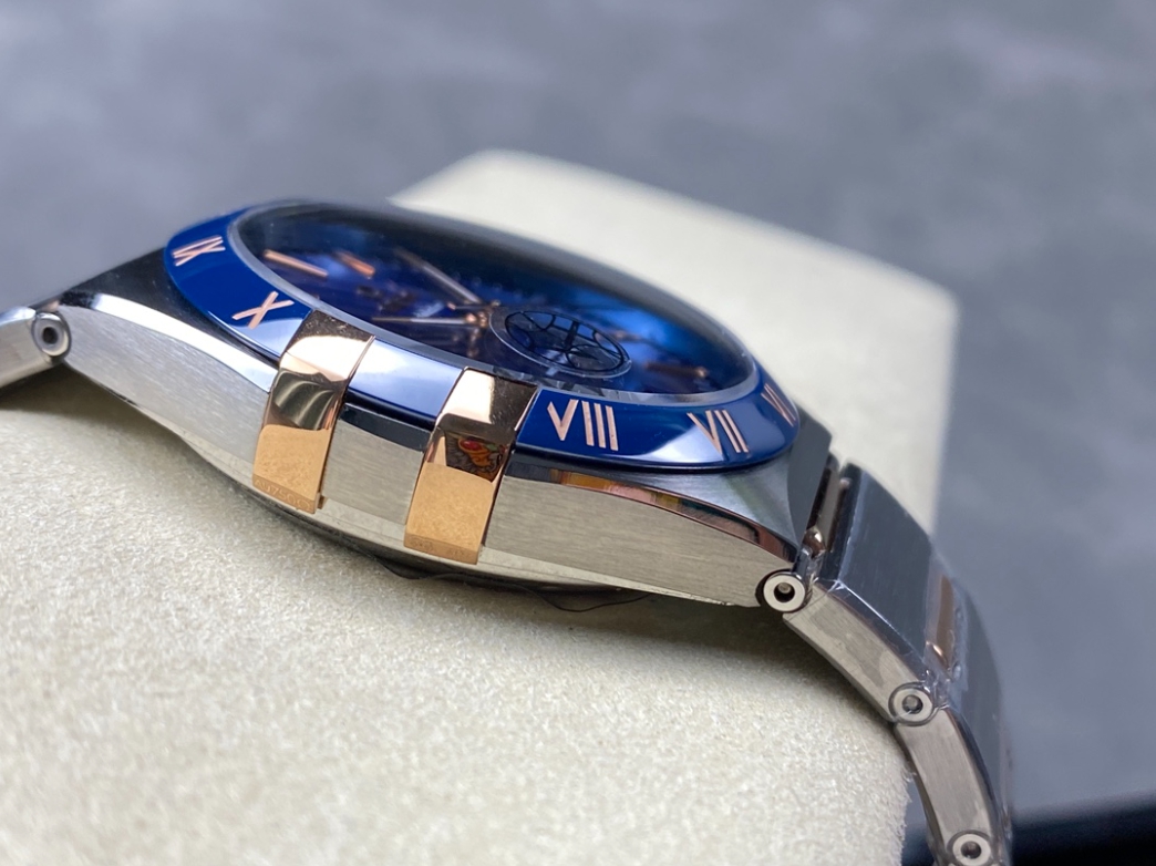 컨스텔레이션 41mm 블루 다이얼, SS 브레이슬릿 / V+ / 41mm / 독점적인 True 8900/8901 무브먼트