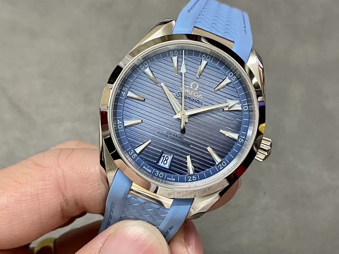 씨마스터 한정판 서머 블루 시리즈 /VS /41mm /8900 무브먼트, 다이얼 완벽구현
