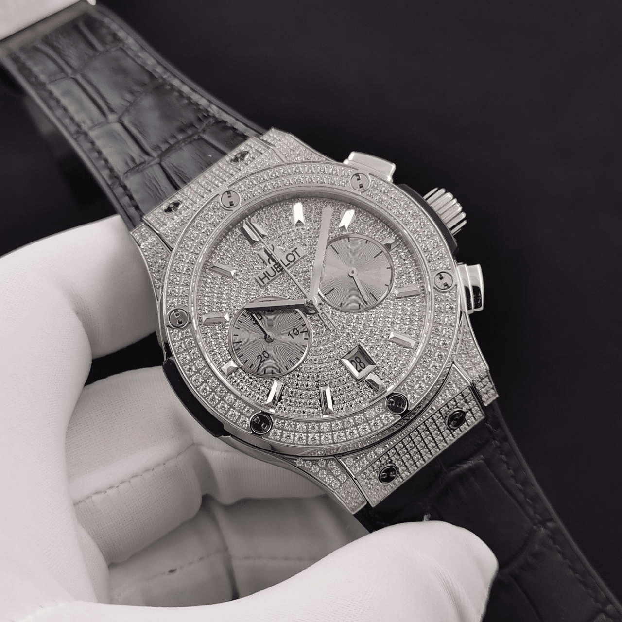 클래식 퓨전 크로노그래프 티타늄 풀다이아 가죽 스트랩 / HB 521.NX.1170.LR.1704 / 45mm / Hub 7750 무브먼트