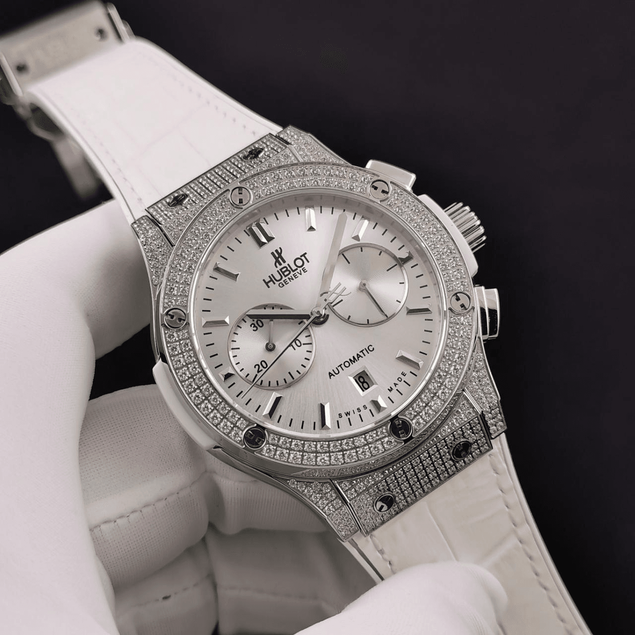 클래식 퓨전 크로노그래프 티타늄 화이트 다이얼 가죽 스트랩 / HB 521.NX.1170.LR.1704 / 45mm / Hub 7750 무브먼트