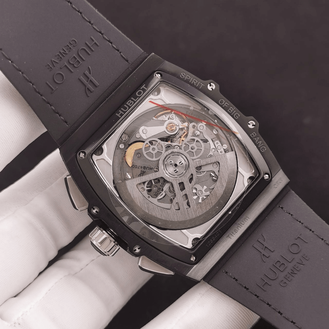 스피릿 오브 빅뱅 크로노그래프 블랙 매직 가죽 스트랩 / NH 601.CI.0173.RX / 42mm / 맞춤형 HUB4700 자동 무브먼트