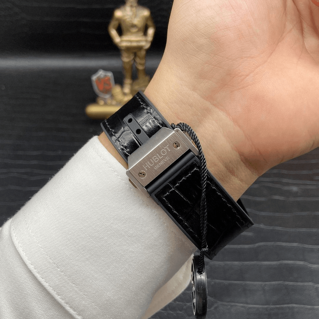 스피릿 오브 빅뱅 크로노그래프 티타늄 블랙 가죽 스트랩 / NH 601.NM.0173.LR / 42mm / 맞춤형 HUB4700 자동 무브먼트