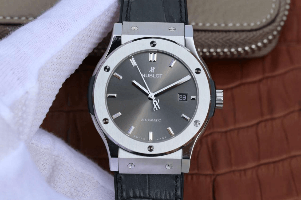 클래식 퓨전 티타늄 레이싱 그레이 다이얼 러버 스트랩 / JJ 542.NX.7071.LR / 42mm / 맞춤형 HUB 11 자동 기계식 무브먼트