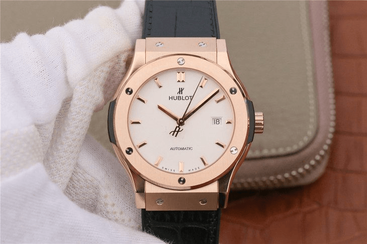 클래식 퓨전 킹 골드 화이트 다이얼 러버 스트랩 / JJ 542.OX.2611.LR / 42mm / 맞춤형 HUB 11 자동 기계식 무브먼트