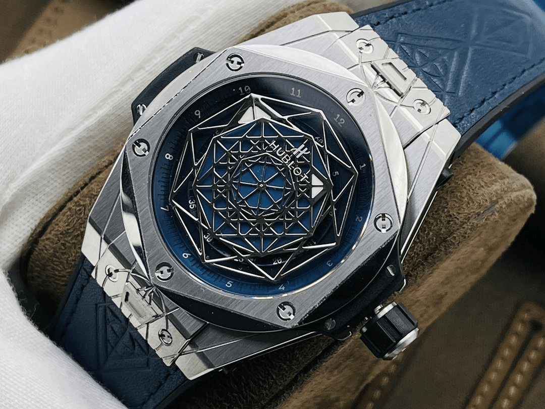 상블루 티타늄 블루 / 415.NX.7179.VR.MXM18 / Hub 1213 무브먼트