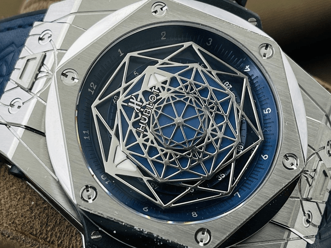상블루 티타늄 블루 / 415.NX.7179.VR.MXM18 / Hub 1213 무브먼트