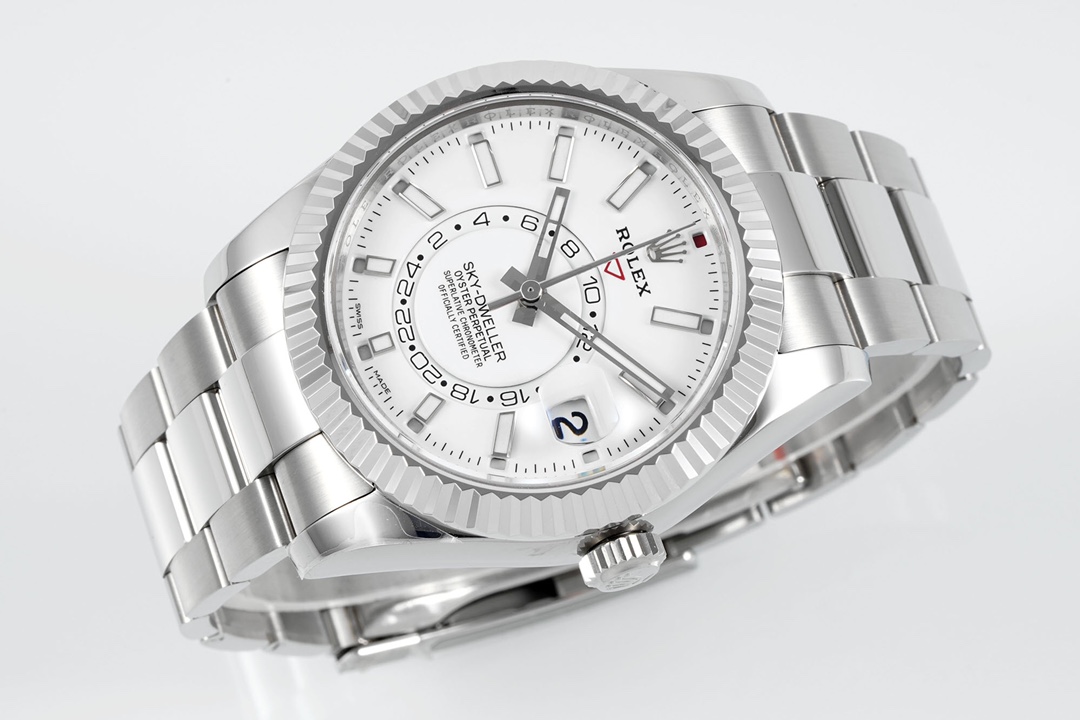 스카이드웰러 화이트 다이얼 SS 오이스터 브레이슬릿 / ZF 326934 / 42mm / 28800vph의 Asian 2824 자동 무브먼트