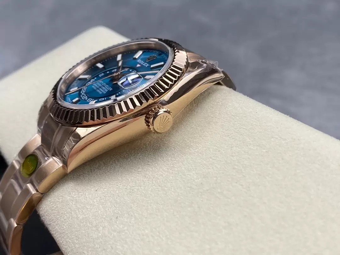 스카이드웰러 청판 다이얼 오이스터 로즈골드 금통 / TW 336935 / 42mm / 9001무브, 두께 14.3mm
