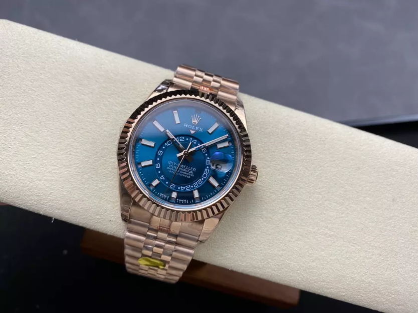스카이드웰러 청판 다이얼 로즈골드 금통 쥬빌레 / NOOB 336935 / 42mm / 21600vph의 Asian 23J 자동 무브먼트 , Gen 무브먼트와 유사