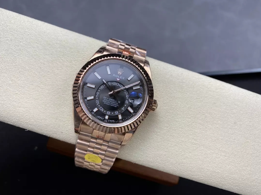 스카이드웰러 그레이 다이얼 로즈골드 금통 쥬빌레 / NOOB 336935 / 42mm / 21600vph의 Asian 23J 자동 무브먼트 , Gen 무브먼트와 유사