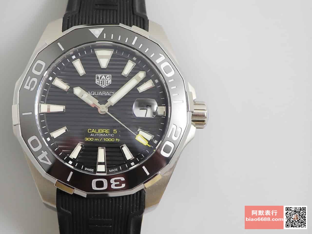 아쿠아레이서 칼리버 5 세라믹 베젤 러버 스트랩 43mm/ V6 WAY208B.FC6382/ cal.2824 오토매틱 무브먼트/ 28,800vph