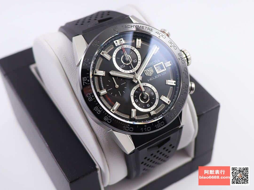 까레라 크로노그래프 "블랙 페이스 사이클론" 러버 스트랩 43mm/ XF CAR201Z.FT6046/ 커스텀 레플리카 칼리버 01 크로노그래프 자동 기계식 무브먼트/ 43mm/ 사파이어 거울