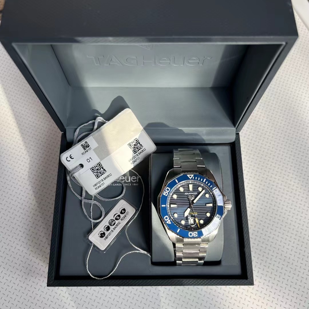 Aquaracer / 43MM