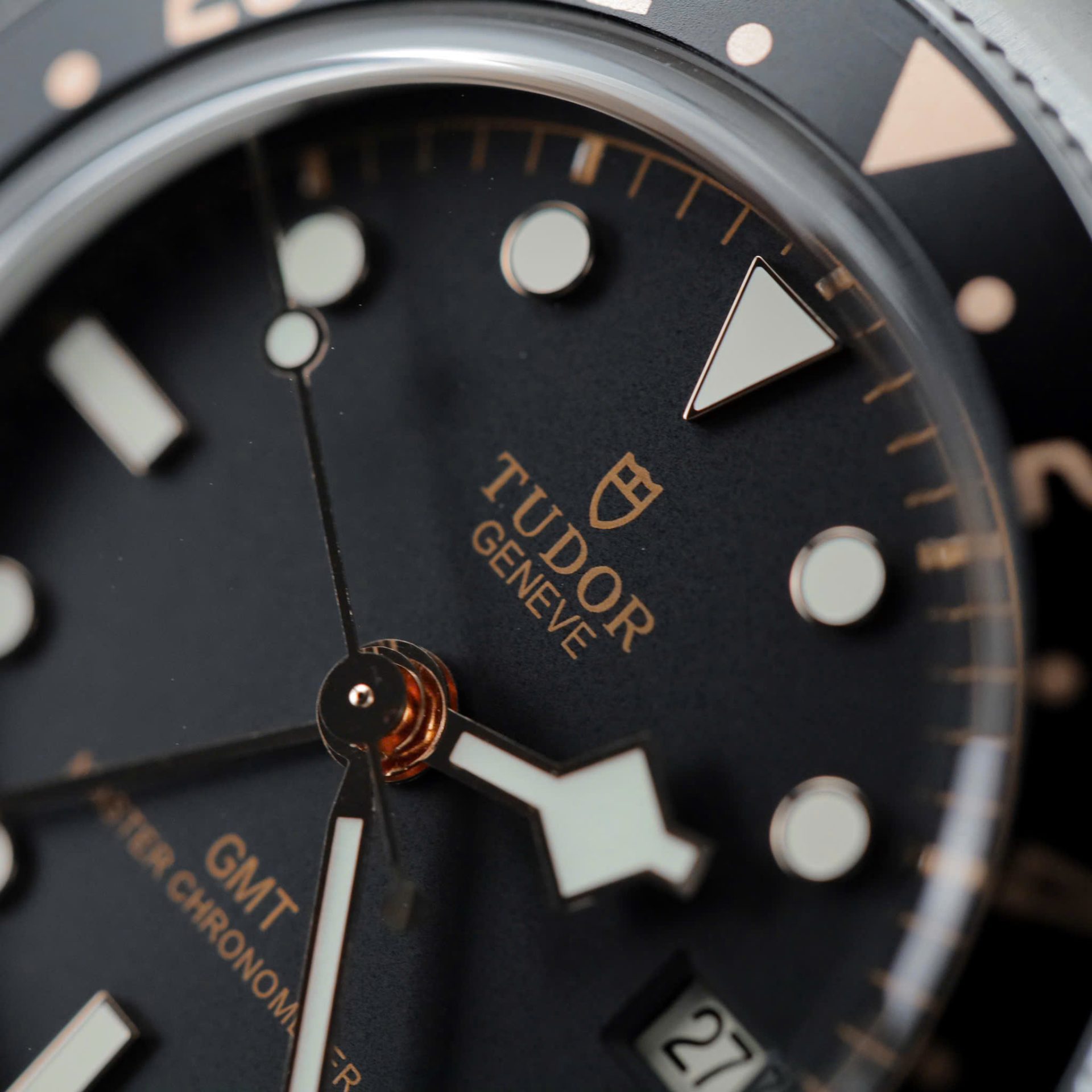 블랙 베이 58 GMT 스틸 블랙 버건디 / ZF M7939G1A0NRU-0001 / 39mm / 자동 - 슈퍼 클론(스위스 무브먼트)