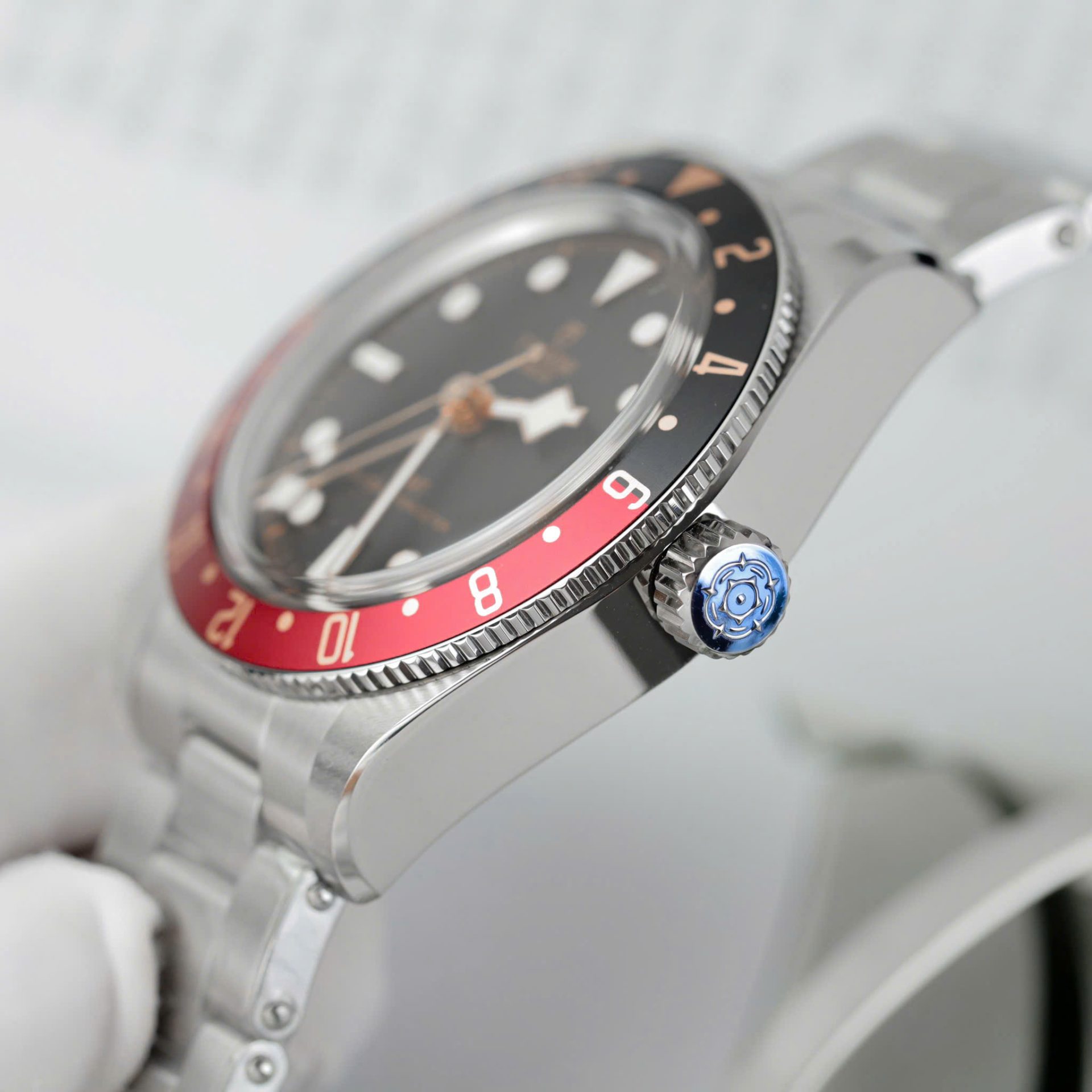 블랙 베이 58 GMT 스틸 블랙 버건디 / ZF M7939G1A0NRU-0001 / 39mm / 자동 - 슈퍼 클론(스위스 무브먼트)