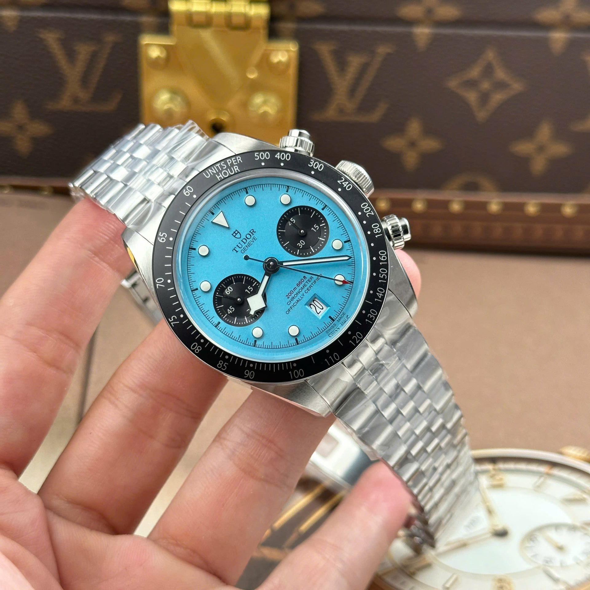 블랙 베이 크로노그래프 티파니 다이얼 / ZF 79360N / 41mm / 자동 - ETA 7750(스위스 무브먼트)