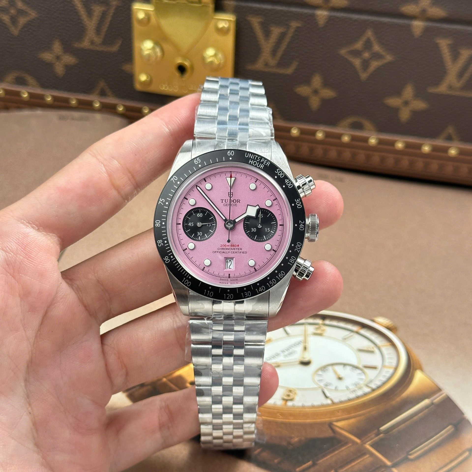 블랙 베이 크로노그래프 핑크 다이얼 / ZF 79360N / 41mm / 자동 - ETA 7750(스위스 무브먼트)