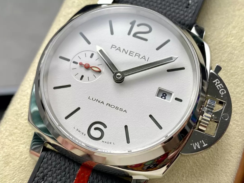 루미노르 듀 화이트 다이얼 / VS PAM1381 / 42mm / 독점클론 P900 무브먼트