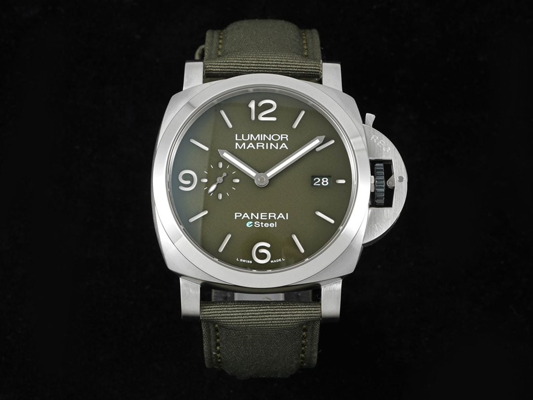 루미노르 마린 데이트 그린 다이얼 / TTF PAM01356 / 44mm / 44mm x 16mm, 9010 자동 무브먼트