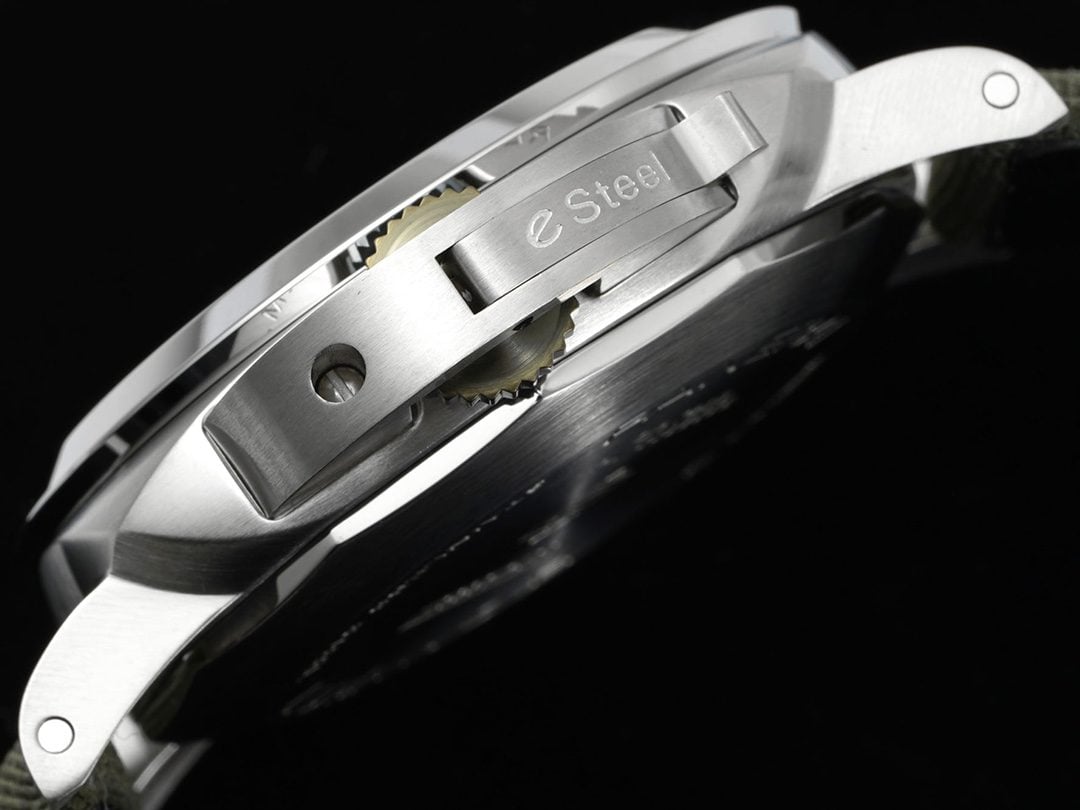 루미노르 마린 데이트 그린 다이얼 / TTF PAM01356 / 44mm / 44mm x 16mm, 9010 자동 무브먼트
