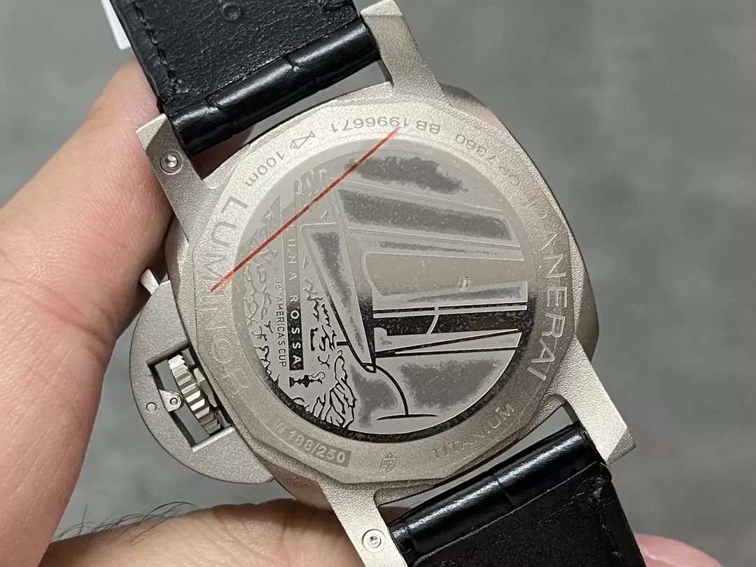 루미너스 GMT 블랙 다이얼 / VS PAM01096 / 42mm / P.9010 자동 기계식 무브먼트, 42mmx14.3mm