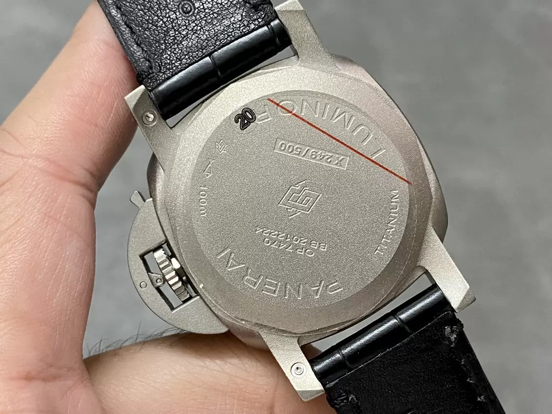 루미너스 GMT 블루 다이얼 / VS PAM01279 / 42mm / Cal.P.9010 통합 무브먼트, 42mmx14.3mm