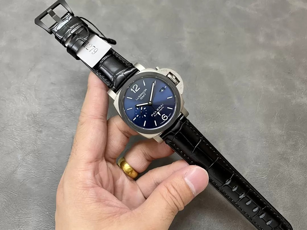 루미너스 GMT 블루 다이얼 / VS PAM01279 / 42mm / Cal.P.9010 통합 무브먼트, 42mmx14.3mm