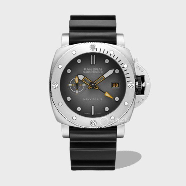 루미노르 섭머저블 네이비 씰 GMT / VS PAM01323 / 42mm / P.9000 자동 기계식 무브먼트, 42mmx14.3mm