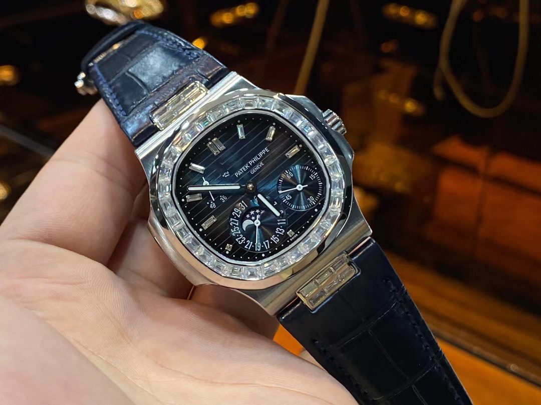 노틸러스 블루 다이얼 다이아 베젤 악어가죽 스트랩 / GR 5724 / 41mm / Asian Super Clone 240 무브먼트, 정품 무브먼트 99% 동일
