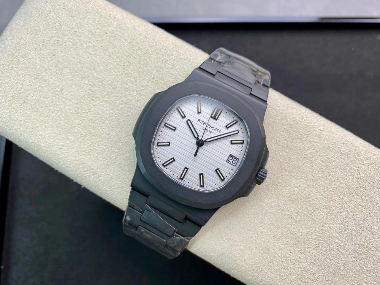 V4 DCL 버전 / PPF 5711 / 40mm / 324SC 무브, 사이즈 40mm