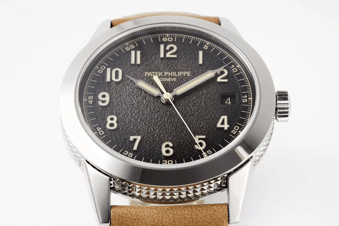 칼라트라바 베이지 밴드 / PPF 5226G / 40mm / Cal.26-330CS 무브먼트, 28800회/시간
