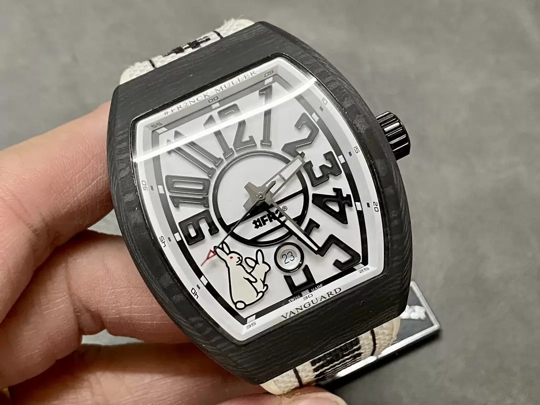 뱅가드 블랙 카본 파이버 화이트 다이얼 / ABF V45 SC DT / 44mm / 2824 무브먼트, 44mm x 54mm x 13.5mm