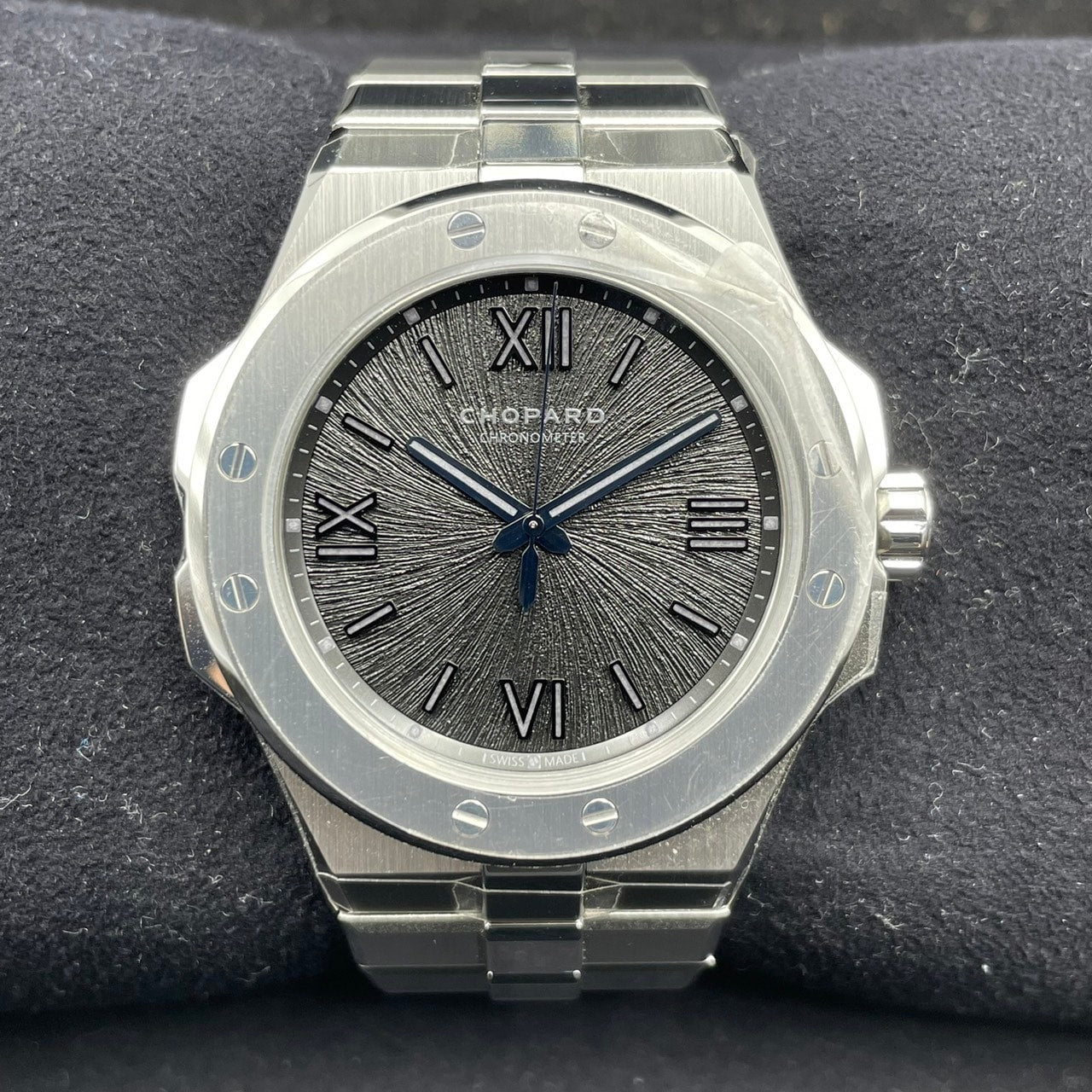 알파인 이글 루센트 스틸™ 메탈 브레이슬릿 / GH 298600-2021 / 41mm / 9015무브먼트, 슈퍼 루미노