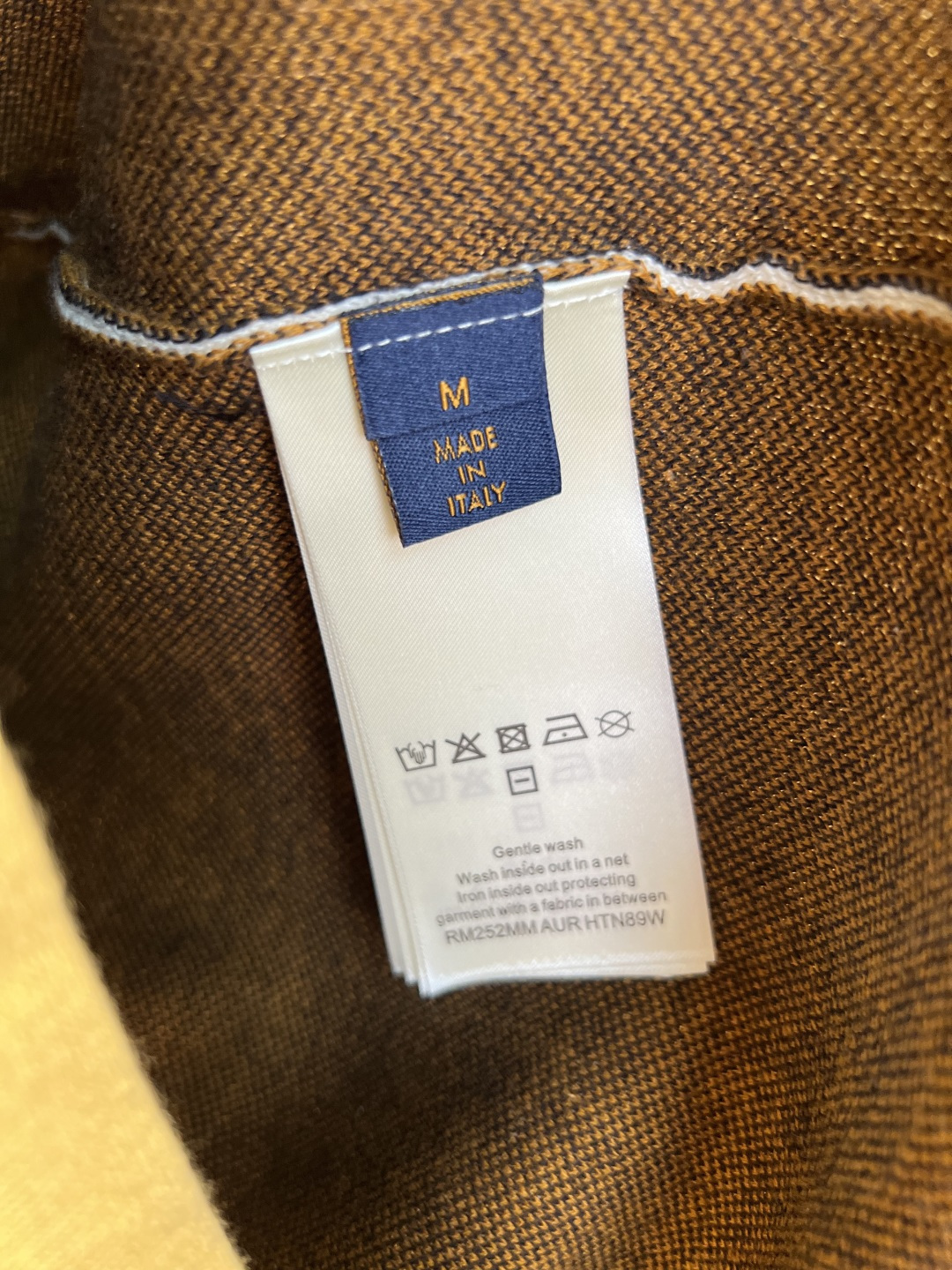 LV 반팔
